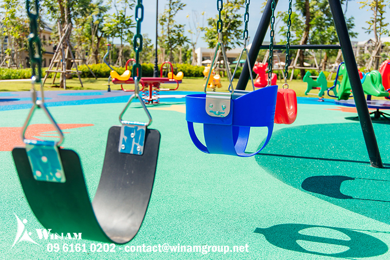  Benefits of outdoor swings